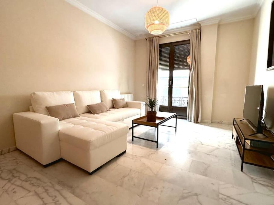 Apartamento En Pleno Centro Con Aparcamiento Opcional Кордова Экстерьер фото