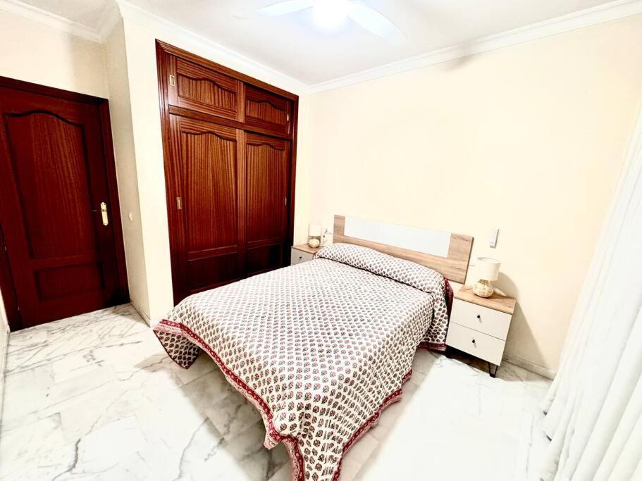 Apartamento En Pleno Centro Con Aparcamiento Opcional Кордова Экстерьер фото