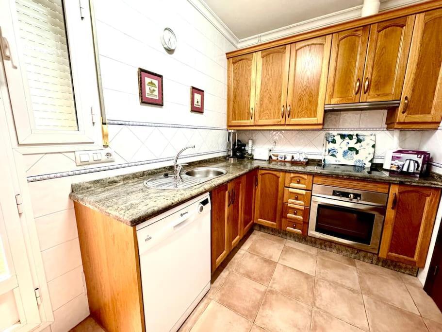 Apartamento En Pleno Centro Con Aparcamiento Opcional Кордова Экстерьер фото