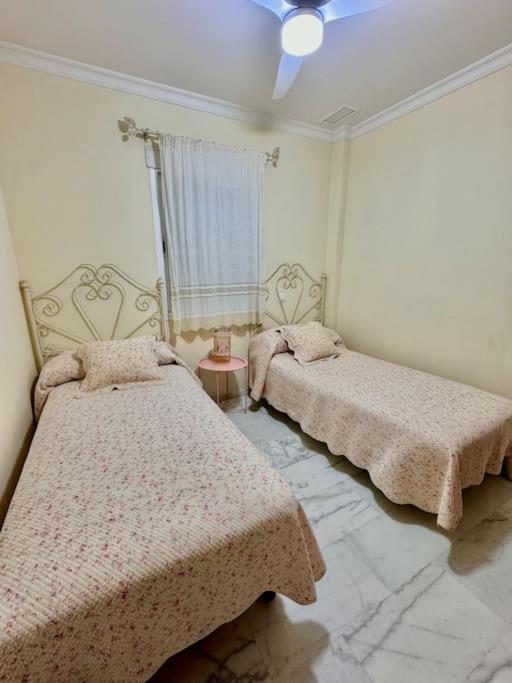 Apartamento En Pleno Centro Con Aparcamiento Opcional Кордова Экстерьер фото